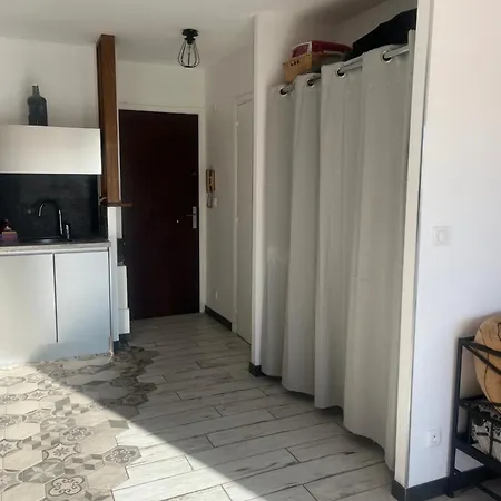 Spacieux Plein Sud Et Tres Calme Apartmán